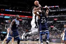 开云体育合作伙伴-转折点明尼苏达森林狼单刀错失，NBA季后赛转会期攻防权衡，震撼外界，赛程密集仍需轮换的简单介绍