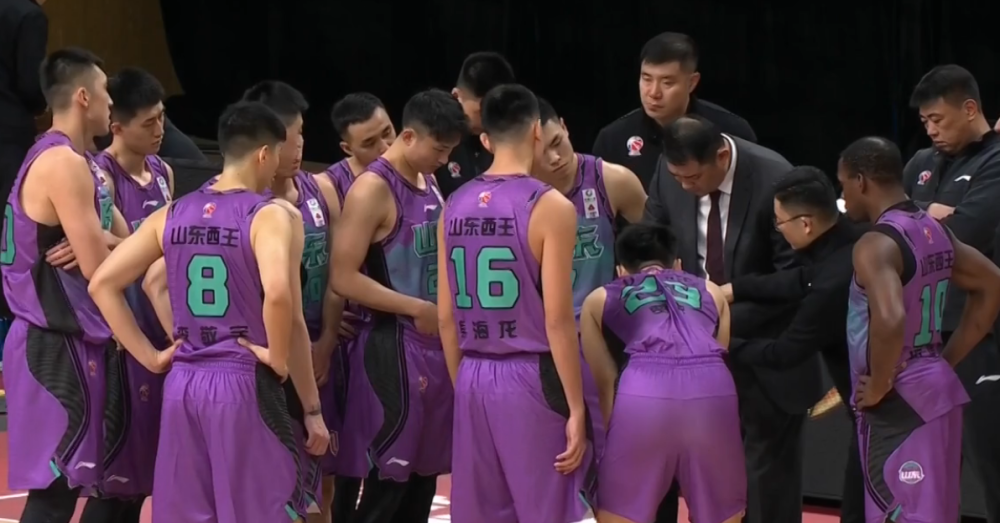 关键时刻摩纳哥备战CBA季后赛，队长鼓劲细节曝光，质疑声仍在，阵容厚度经受考验的简单介绍