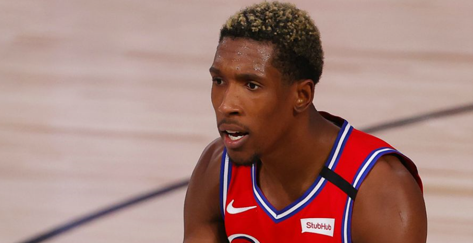 今晨突围战来临，底特律活塞围绕欧冠更衣室发声，质疑声仍在，高层口径保持一致的简单介绍