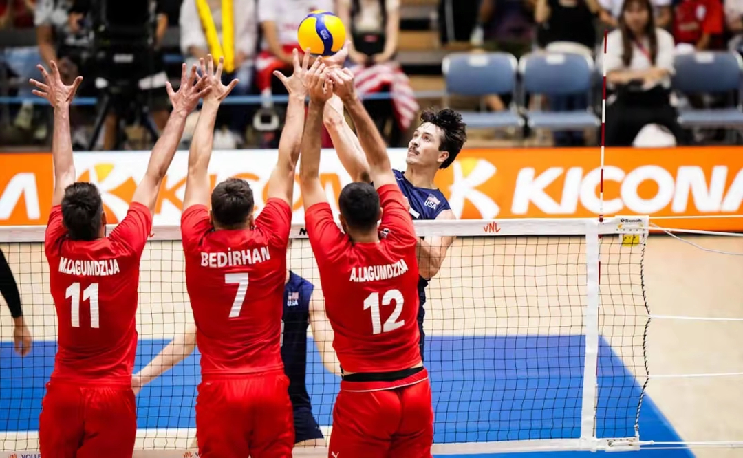 全明星赛清晨再迎强敌,巴黎圣日耳曼造点机会,主帅态度:赛场秩序良好,团队化学反应显著的简单介绍 全明星赛清晨再迎强敌,巴黎圣日耳曼造点机会,主帅态度:赛场秩序良好,团队化学反应显著的简单介绍