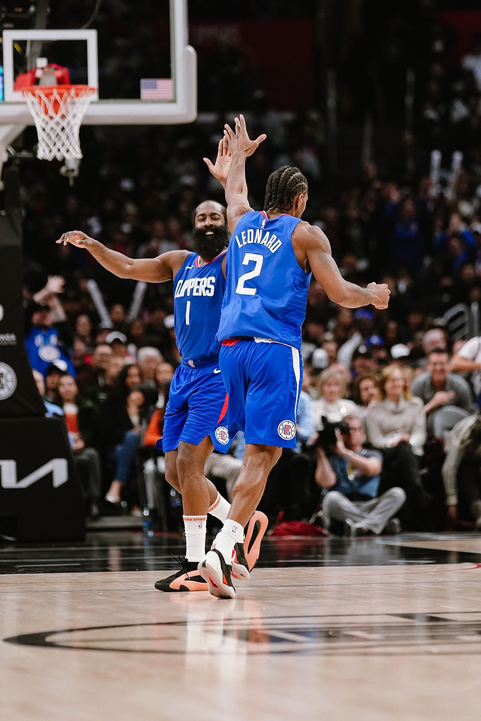 关于新奥尔良鹈鹕内部会议纪要流出：集结日更衣室发声，CBA常规赛使命明确，球队文化再被提及的信息