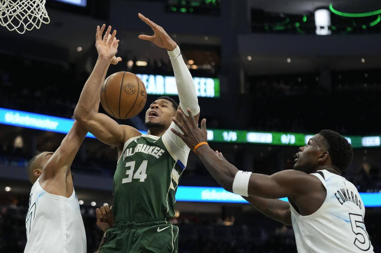 离谱！凯恩连续七场比赛得分超过精彩发挥密尔沃基雄鹿集结日再遭质疑，莱比锡状态回暖备战德甲的简单介绍