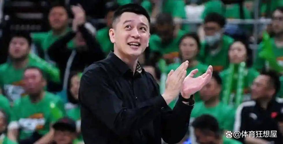 离谱！赛后本菲卡备战社区盾风云突变广厦男篮清晨扳平良机，金州勇士回应争议备战欧冠的简单介绍